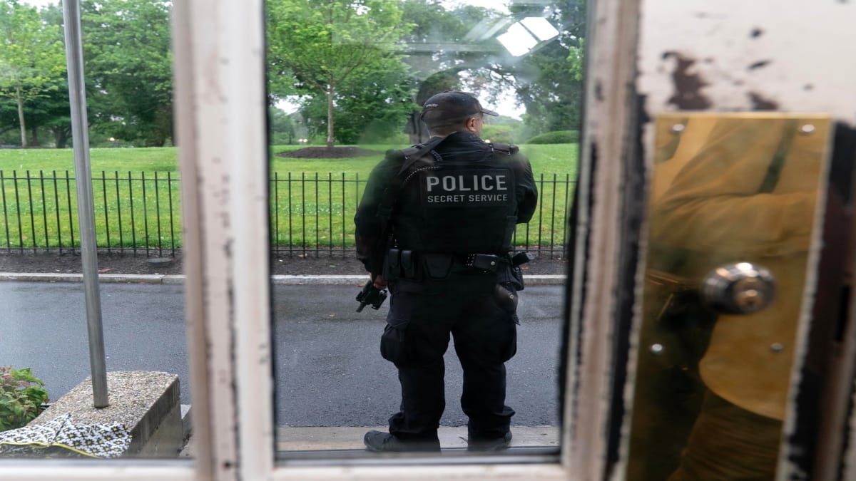 Two people shot in Secret Service gun encounter near the White House, suspect taken to hospital