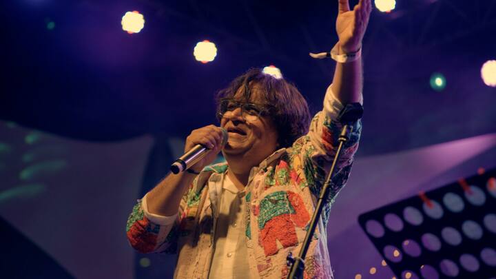 3-time National Award winner Swanand Kirkire on mainstream award snubs: 'Biggest reward is when people cry listening to your song' | EXCLUSIVE 3-time National Award winner Swanand Kirkire on mainstream award snubs: 'Biggest reward is when people cry listening to your song' | EXCLUSIVE