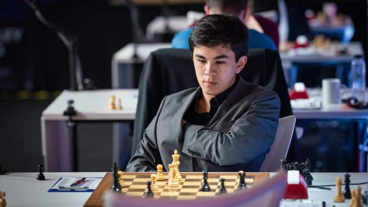 Javokhir Sindarov slips to sixth on live ratings shortly after Praggnanandhaa ends Classical unbeaten run Javokhir Sindarov slips to sixth on live ratings shortly after Praggnanandhaa ends Classical unbeaten run