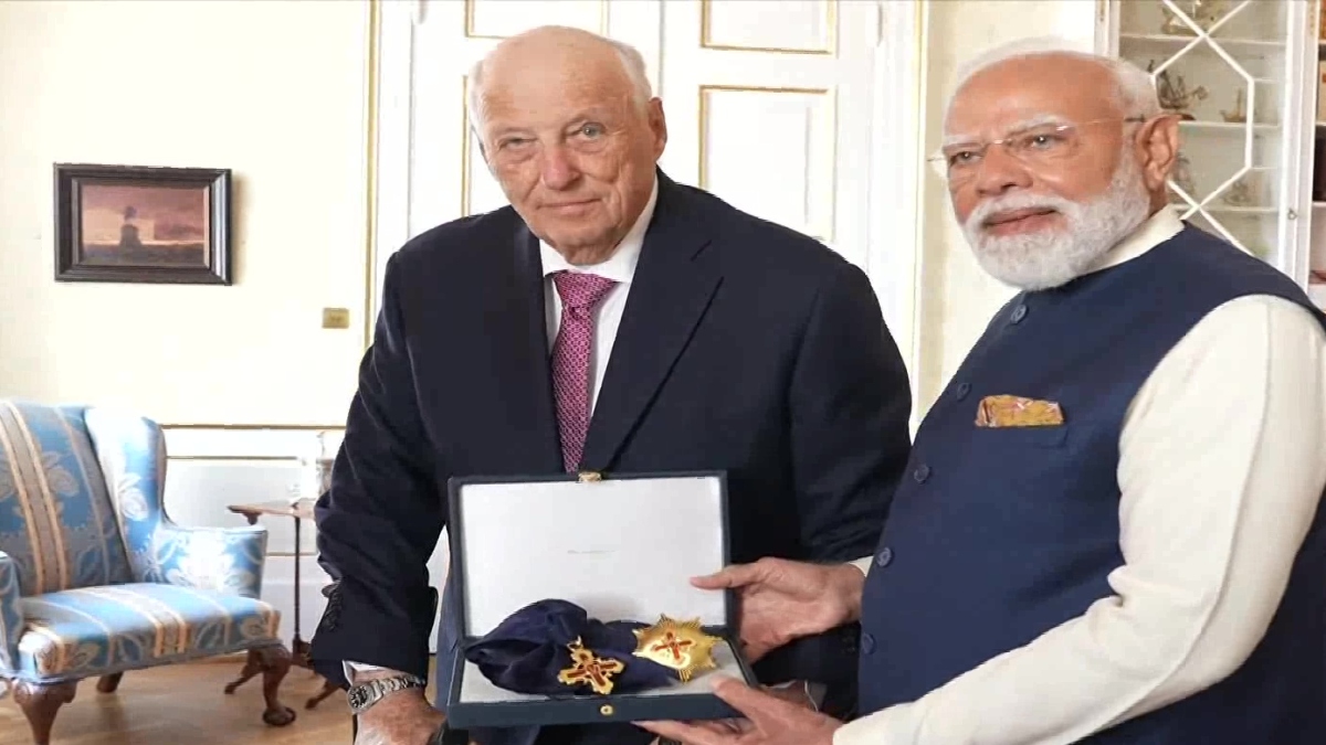 PM Modi conferred Norway’s highest honour, the Grand Cross of the Royal ...