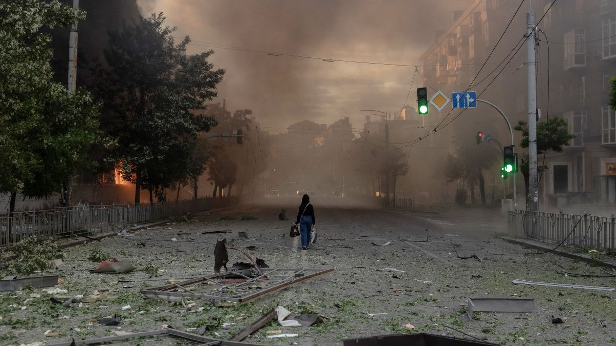 Ukraine says strike hits Russian oil facility as drone attack kills one in southern Russia