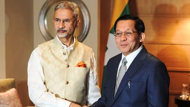 EAM Jaishankar meets Myanmar President Aung Hlaing, discusses trade, connectivity and regional peace EAM Jaishankar meets Myanmar President Aung Hlaing, discusses trade, connectivity and regional peace
