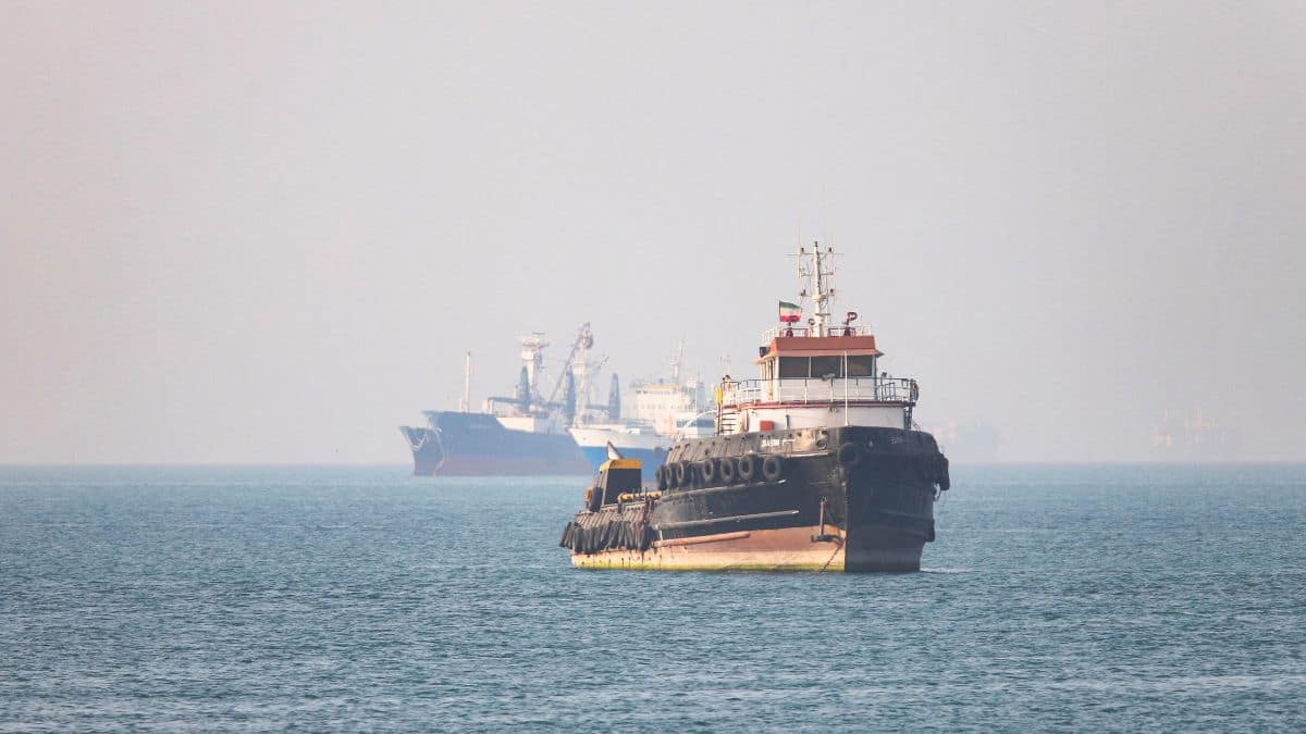 Why is Iran attacking the UAE again as US attempts to open Strait of Hormuz?