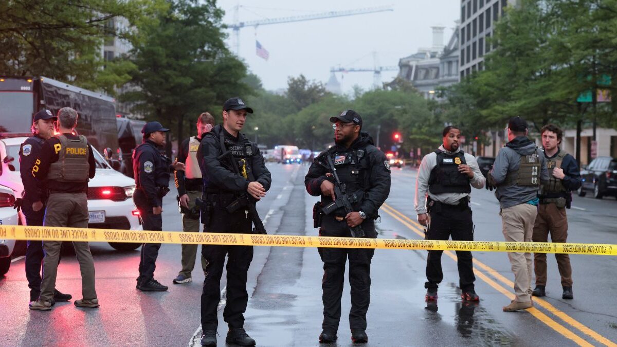 White House shooting: Who was suspect Nasire Best, identified himself ...