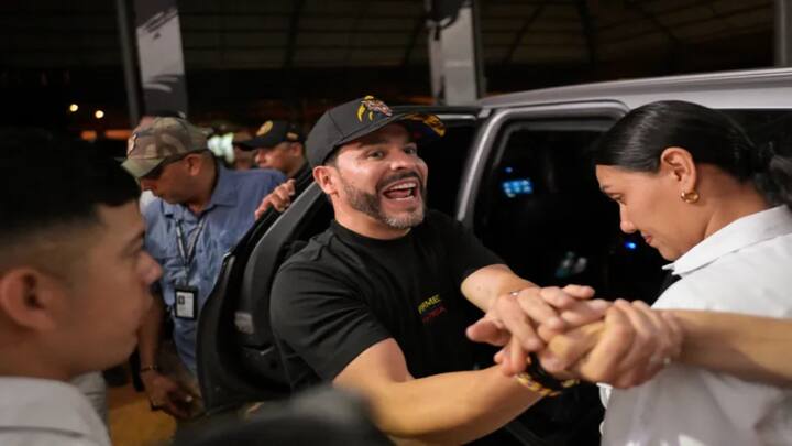Former mayor, one staffer of presidential candidate Abelardo de La Espriella shot dead in Colombia