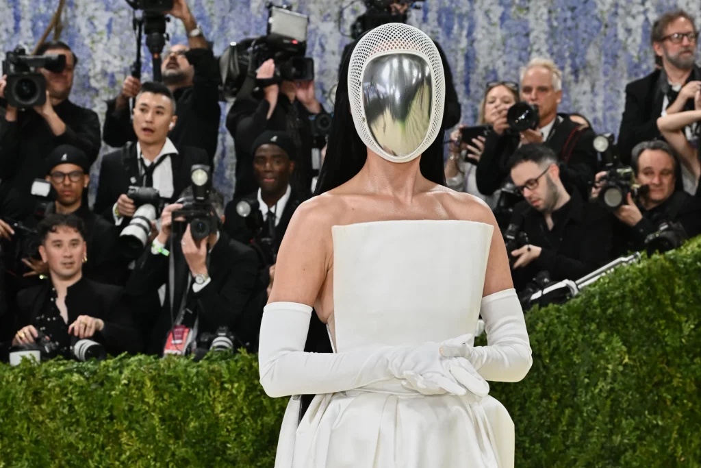 Met Gala 2026: Beyonce, Rihanna shine on the red carpet; Katy Perry's masked and mysterious look steals the spotlight Firstpost Met Gala 2026: Beyonce, Rihanna shine on the red carpet; Katy Perry's masked and mysterious look steals the spotlight Firstpost