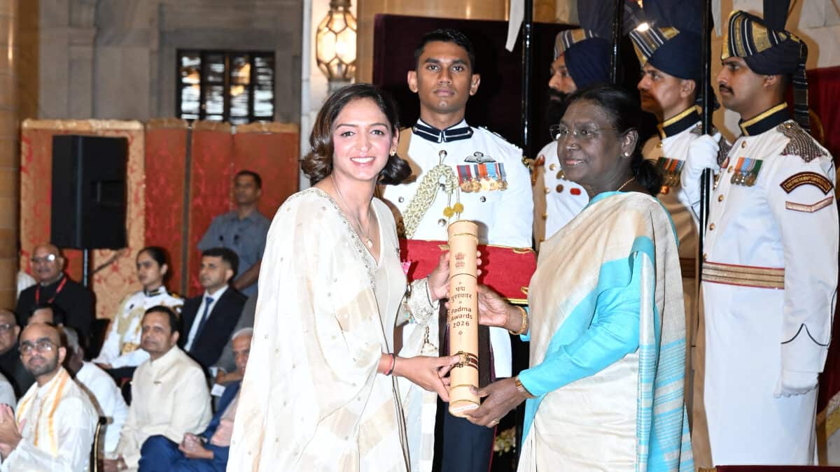 Watch: Harmanpreet Kaur receives Padma Shri from the President of India