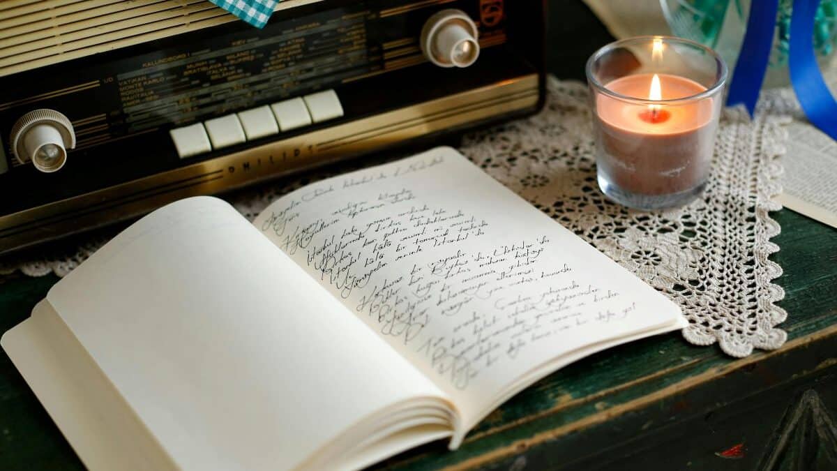 Journalling has outlasted every wellness trend that has tried to ...