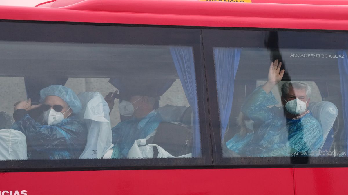 Quarantine, testing and more… What awaits passengers after evacuating ...
