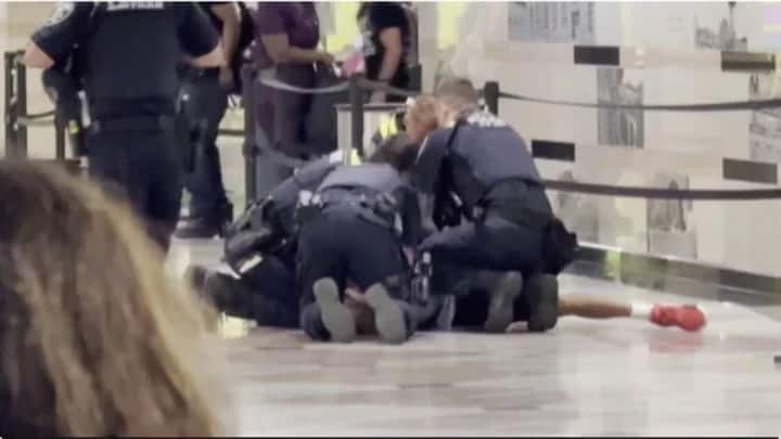 5 people stabbed in knife attack at NYC's Penn Station; police dismiss 'terror link' 5 people stabbed in knife attack at NYC's Penn Station; police dismiss 'terror link'