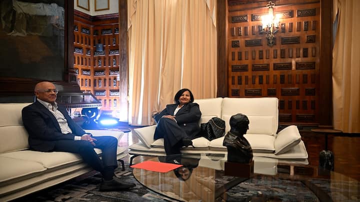 Venezuela govt holds US-backed talks with opposition as the country mulls a democratic transition