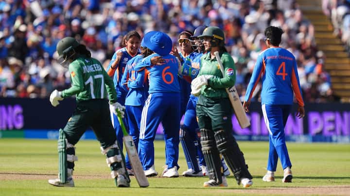 India vs Pakistan Highlights, Women's T20 World Cup 2026: Deepti stars with five wicket-haul as IND clinch convincing 64-run win over PAK India vs Pakistan Highlights, Women's T20 World Cup 2026: Deepti stars with five wicket-haul as IND clinch convincing 64-run win over PAK