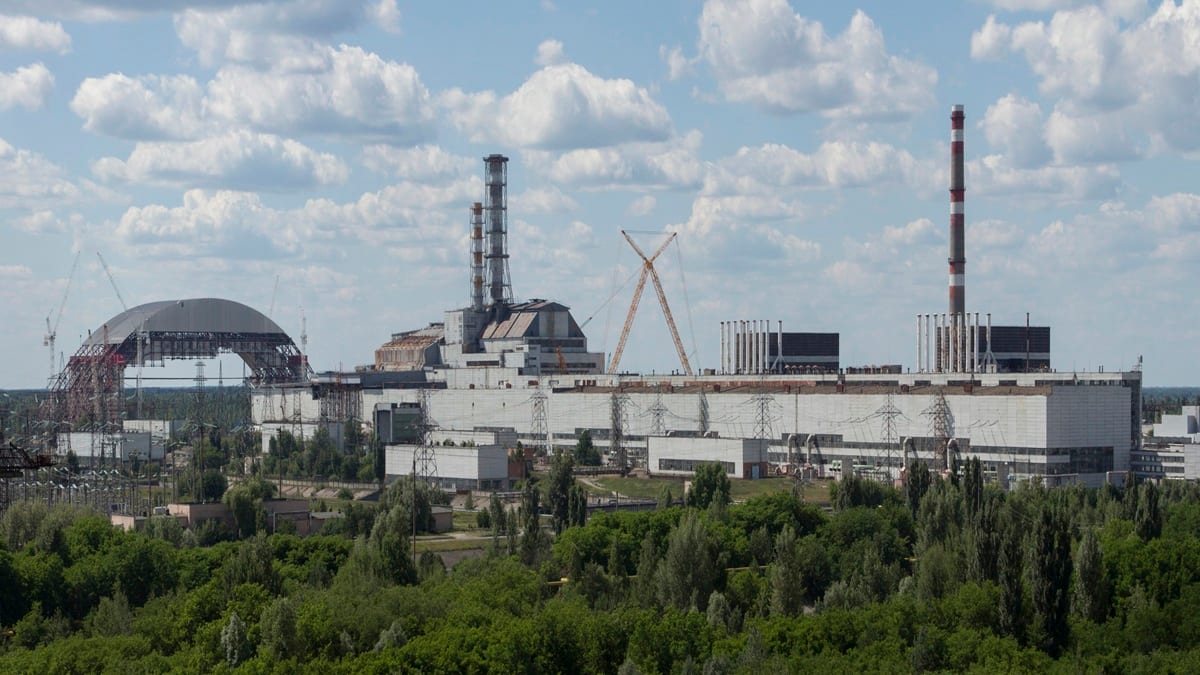 Ukraine accuses Russia of attacking nuclear fuel facility ne