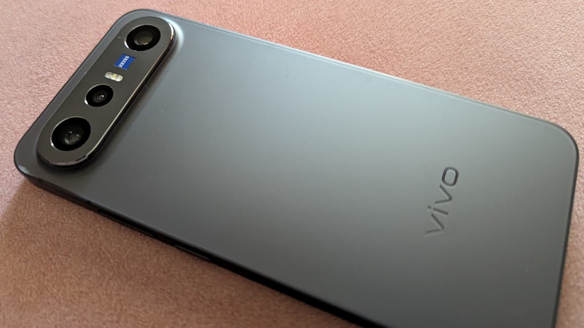 Vivo X300 FE review