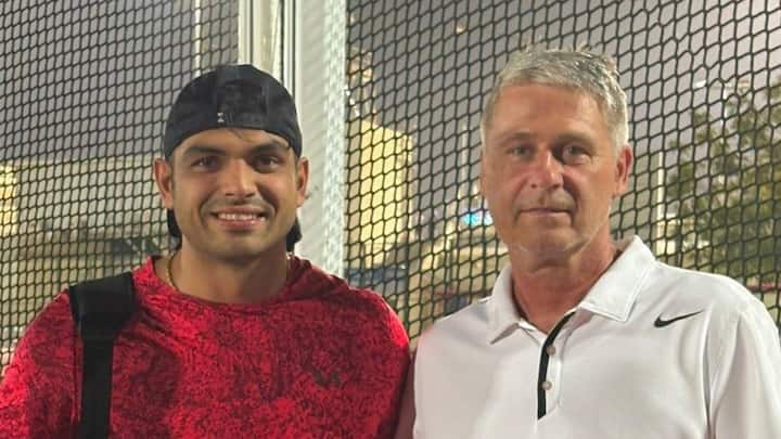 Neeraj Chopra explains reason behind split with coach Jan Zelezny: 'After Tokyo Worlds I decided...' Neeraj Chopra explains reason behind split with coach Jan Zelezny: 'After Tokyo Worlds I decided...'