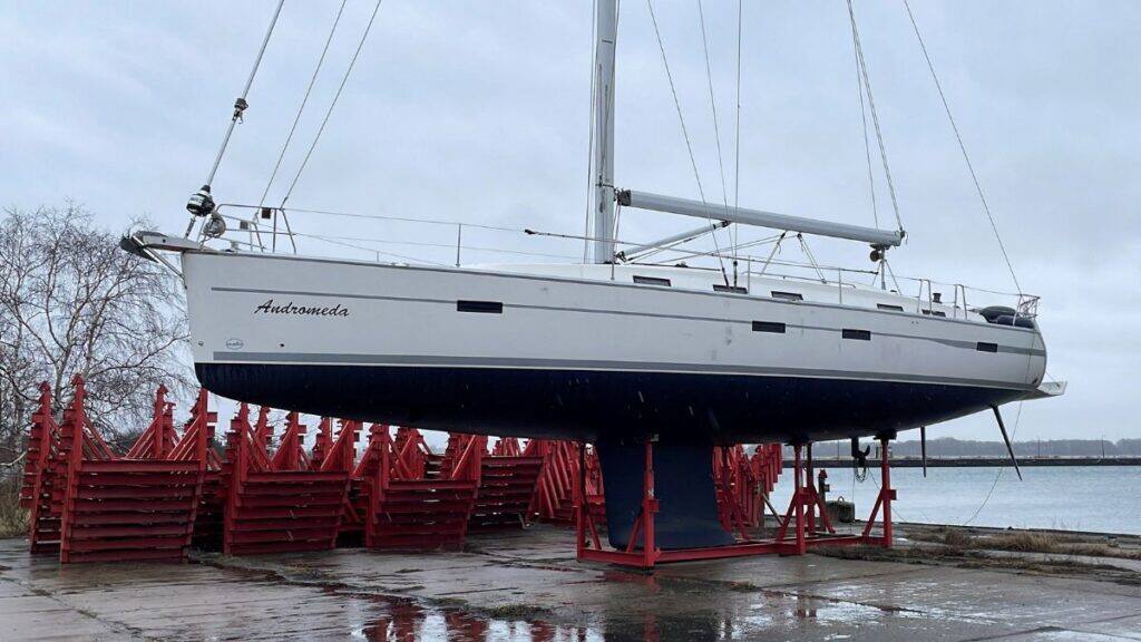 The 50-feet-long charter yacht 