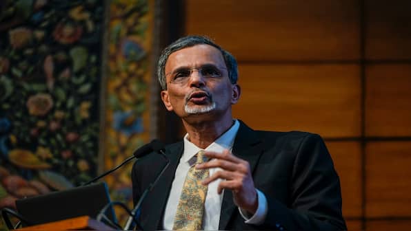 Beyond MBA, UPSC: CEA Nageswaran urges youth to focus on trade skills ...