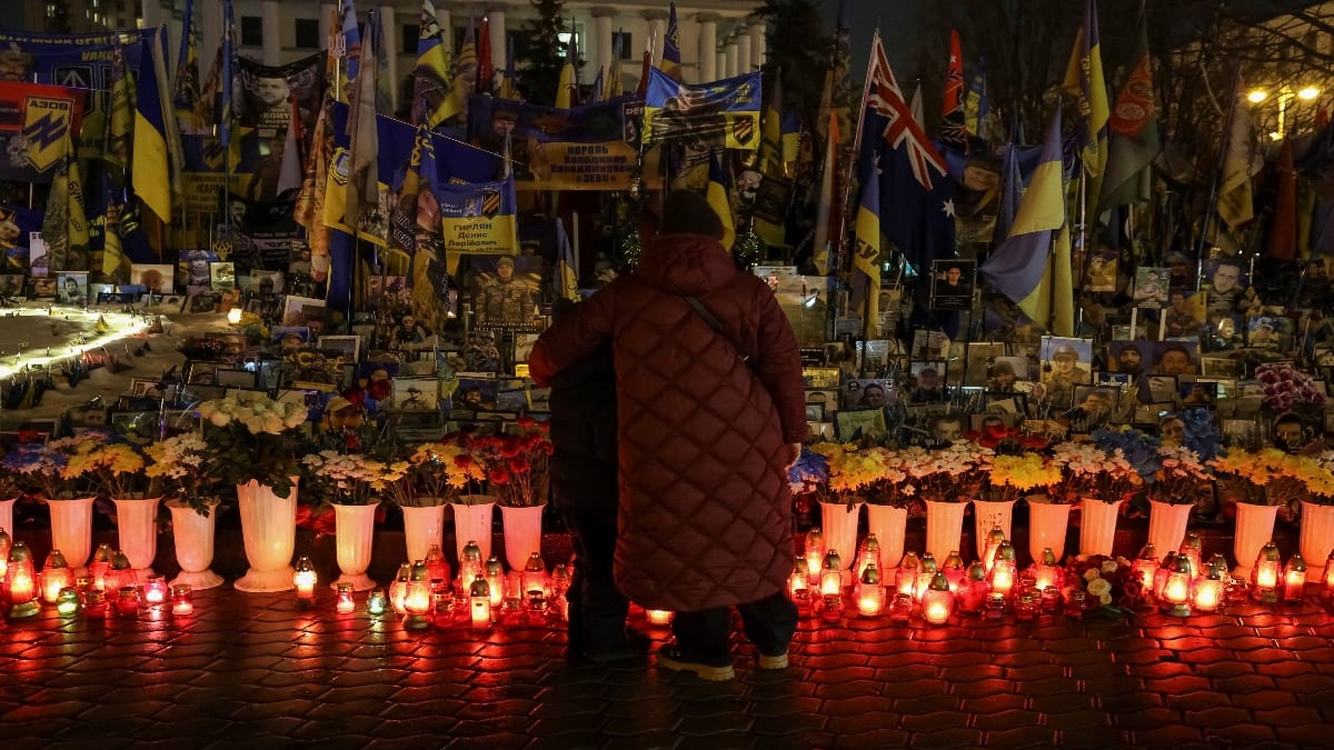 Ukraine accuses Russia of recruiting Ukrainian teen girls to