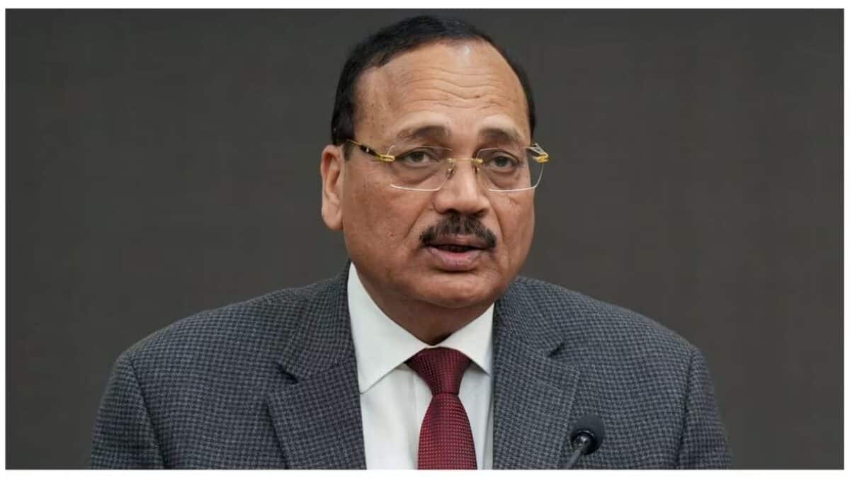 CJI Surya Kant raises threats against ex-judge Gau