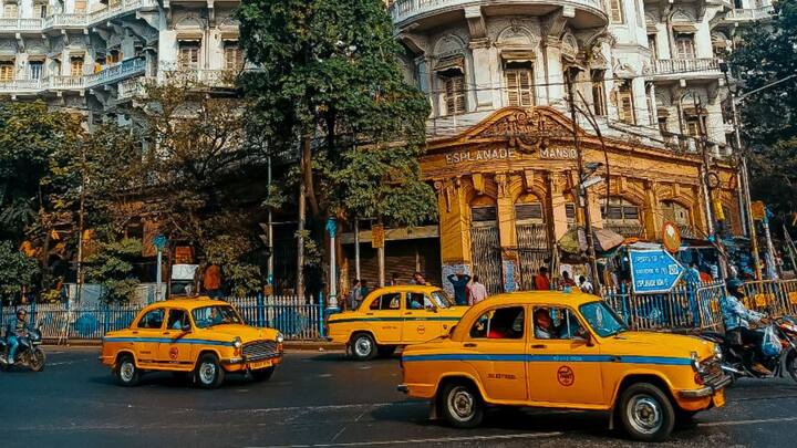 Why is Kolkata called the City of Joy? Why is Kolkata called the City of Joy?