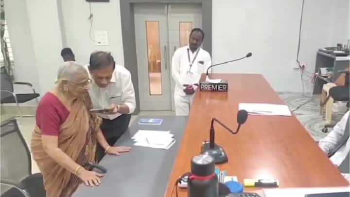 ‘My only wish…’: Almost 95, Andhra woman gives up US citizenship to ‘spend final days in motherland’ ‘My only wish…’: Almost 95, Andhra woman gives up US citizenship to ‘spend final days in motherland’