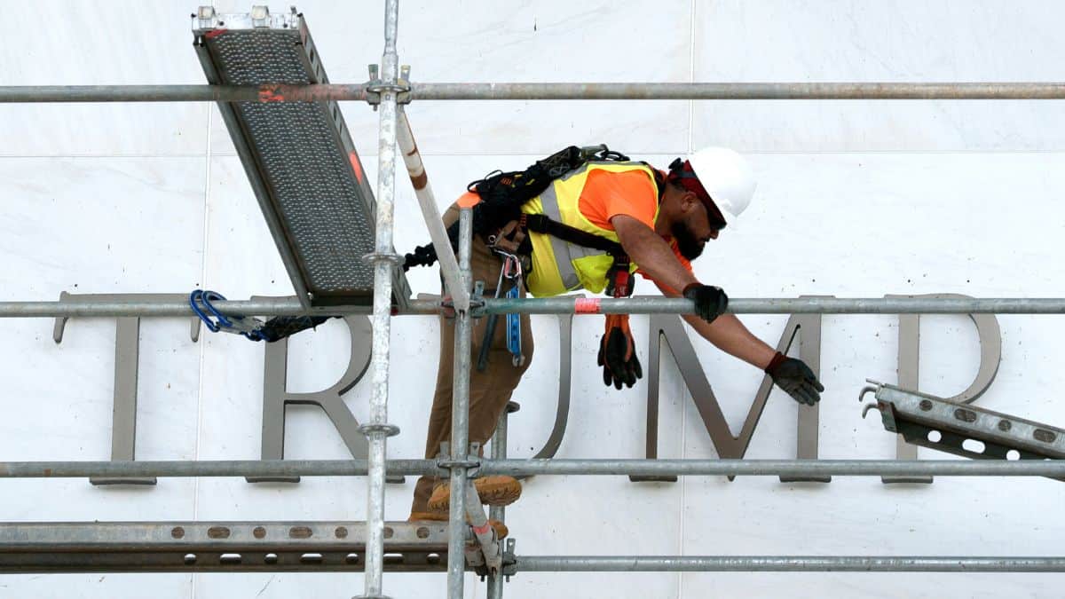 Trump’s name removed from Kennedy Center façade after court ruling
