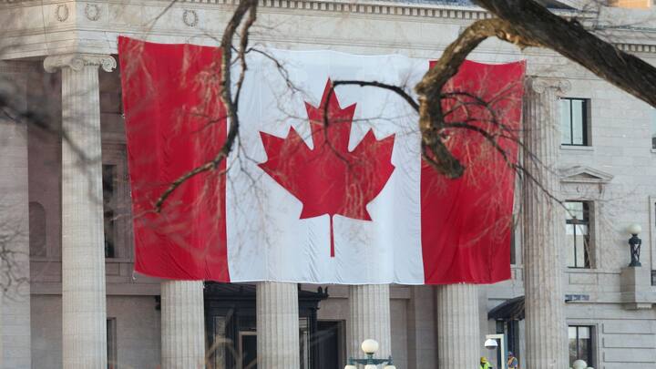 Canada factory activity rises despite conflict-driven supply chain challenges