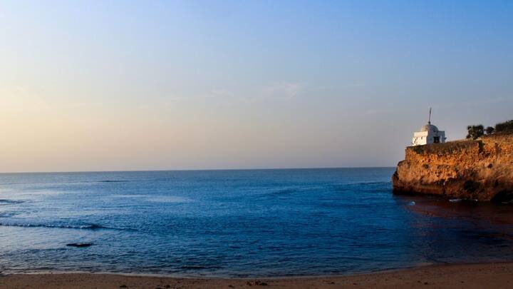Which state has the longest coastline in India?