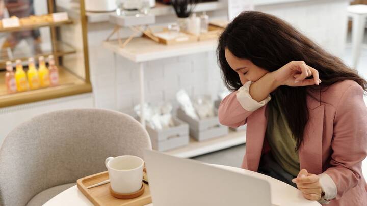 The correct way to sneeze and cough in public: Simple etiquette that protects everyone The correct way to sneeze and cough in public: Simple etiquette that protects everyone