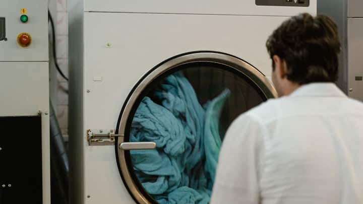 How often you should actually be washing your towels and bedsheets