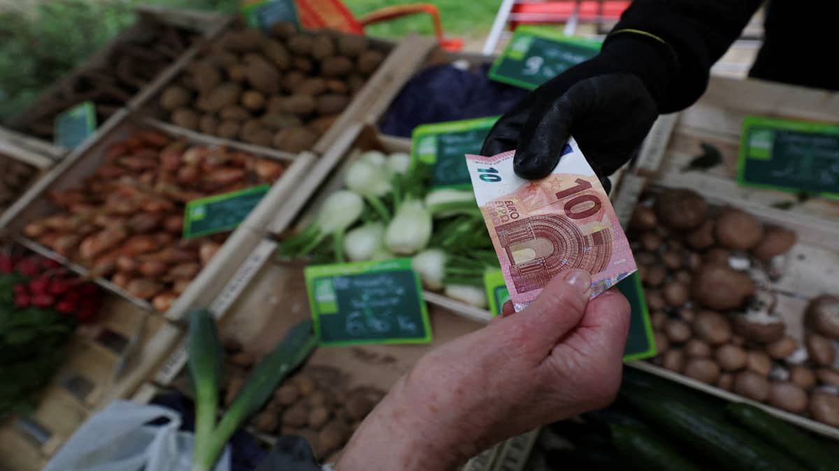France's Q2 GDP grows 0.2% amid energy, trade pressures