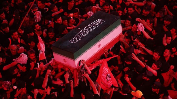 J&K man returns home after months in Saudi detention reportedly linked to Facebook post on Ayatollah Khamenei J&K man returns home after months in Saudi detention reportedly linked to Facebook post on Ayatollah Khamenei