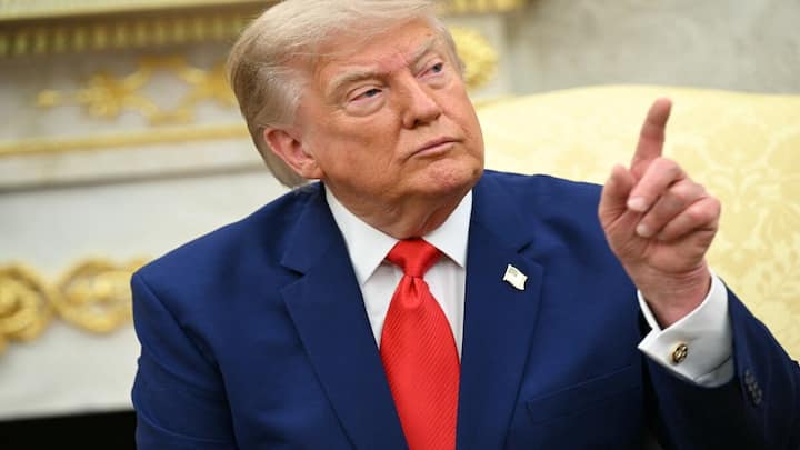 2-year shield, 200% cliff: Trump’s drug tariff roadmap poses a tough challenge for Indian generics 2-year shield, 200% cliff: Trump’s drug tariff roadmap poses a tough challenge for Indian generics