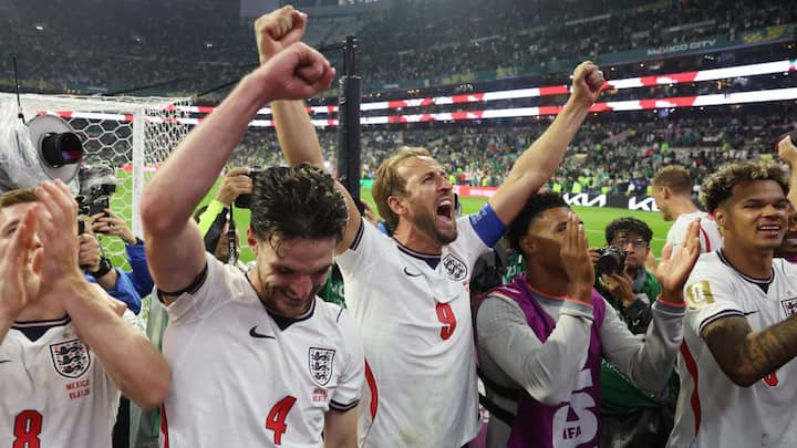 Harry Kane left breathless and beaming after England’s 3-2 victory over Mexico: 'I've been singing, can't really talk' Harry Kane left breathless and beaming after England’s 3-2 victory over Mexico: 'I've been singing, can't really talk'