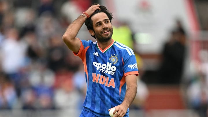 India poised for sweeping changes following 2nd T20 defeat vs England, Bishnoi tipped for exclusion after expensive spell: Report