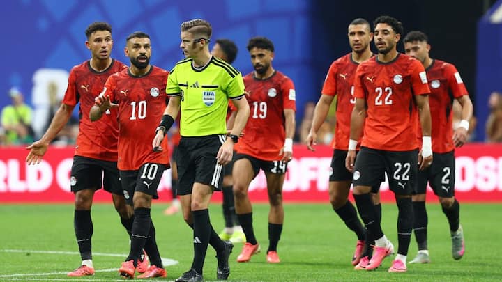 FIFA douses officiating bias row following Argentina's victory over Egypt: 'Unfounded allegations have no place'