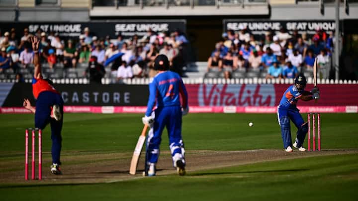 India urged to shed ‘underachievers’ tag in away conditions by coach Ten Doeschate: 'We need to adapt'