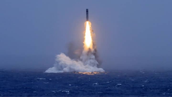 Why has China's latest submarine missile test alarmed the US and Indo-Pacific nations?
