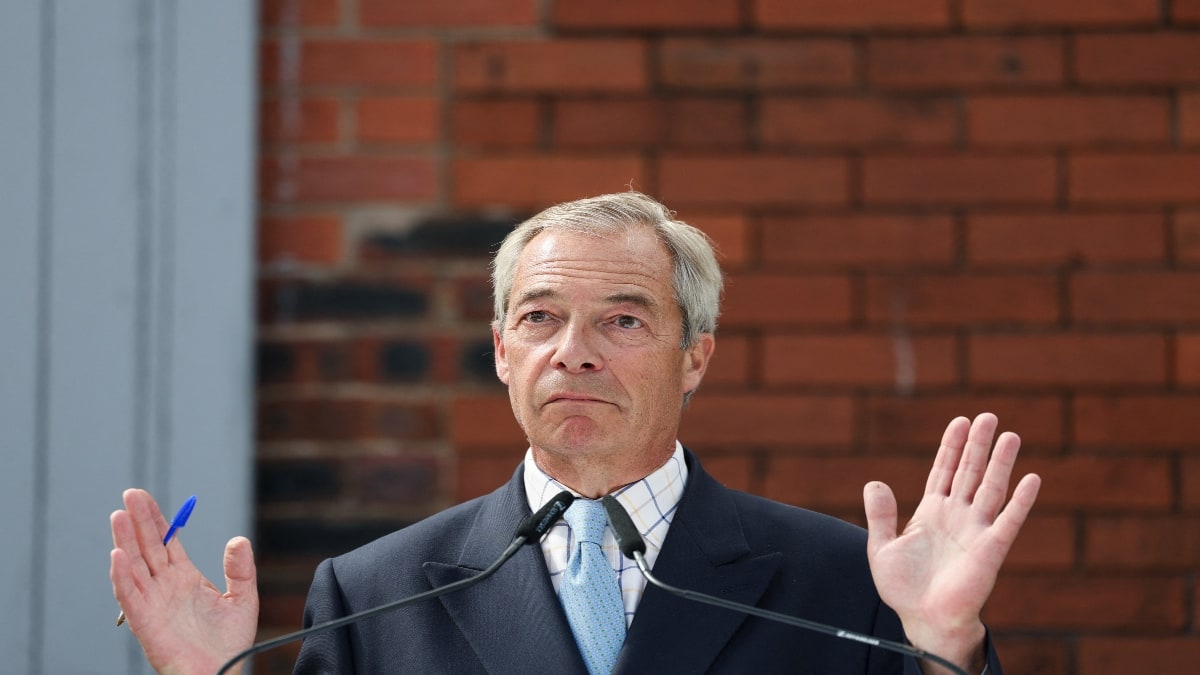 Nigel Farage’s parliamentary probe over undeclared gifts resumes after re-election