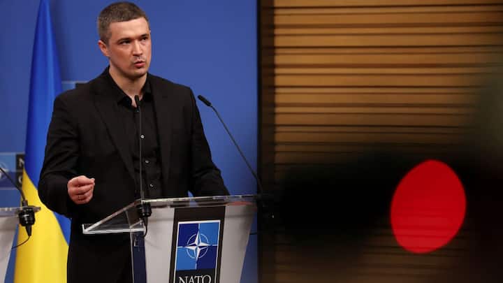 Zelenskyy ousts Ukraine’s popular defence minister behind drone campaign in govt shake-up Zelenskyy ousts Ukraine’s popular defence minister behind drone campaign in govt shake-up