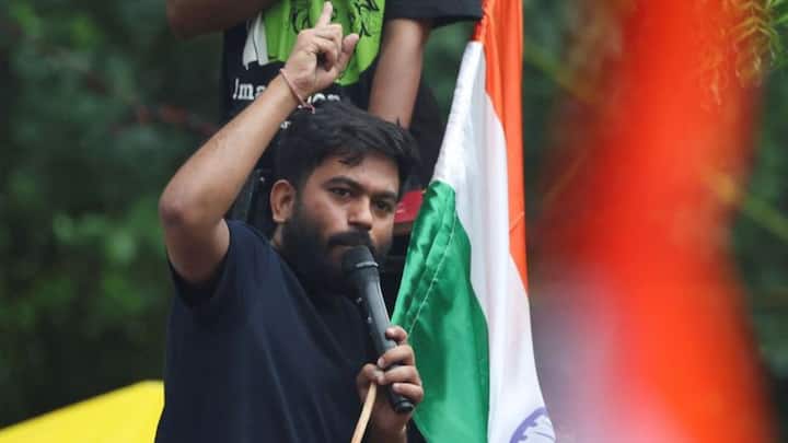 Watch: CJP leader Abhijeet Dipke ends hunger strike amid clashes, reports of talks with govt Watch: CJP leader Abhijeet Dipke ends hunger strike amid clashes, reports of talks with govt
