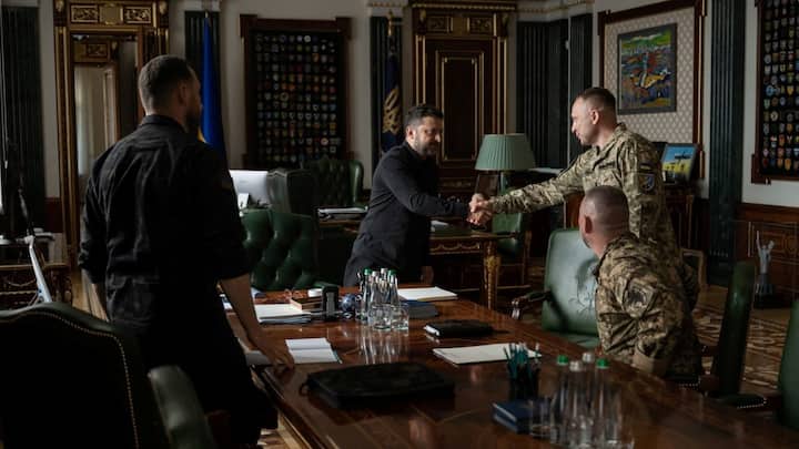 Zelenskyy fires Ukraine’s Commander-in-Chief amid protests, replaces him with popular frontline commander Firstpost Image