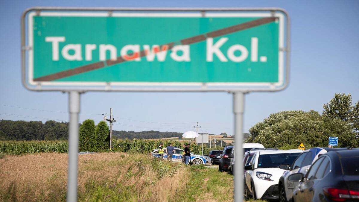 Russian Missile Crashes in Eastern Poland, No Direct Threat