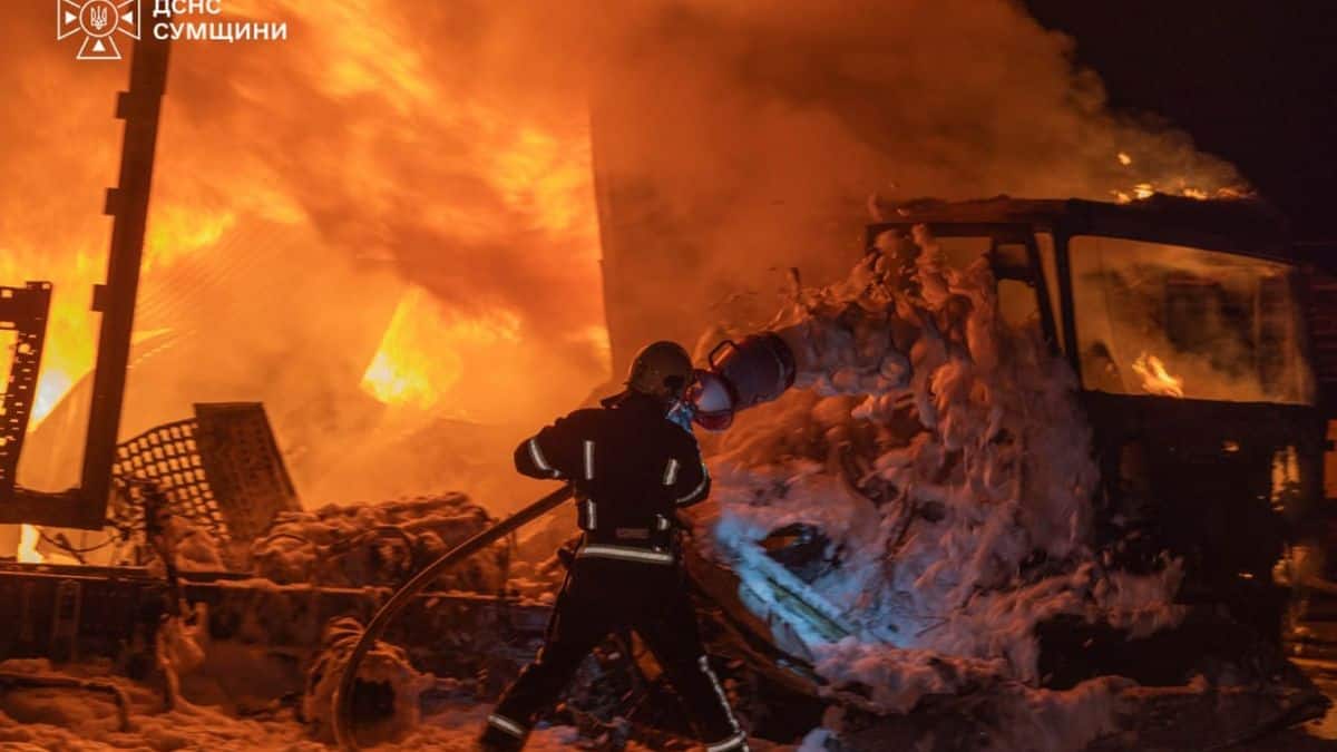 Ukrainian Strikes Kill Eight in Russia, Russia Responds
