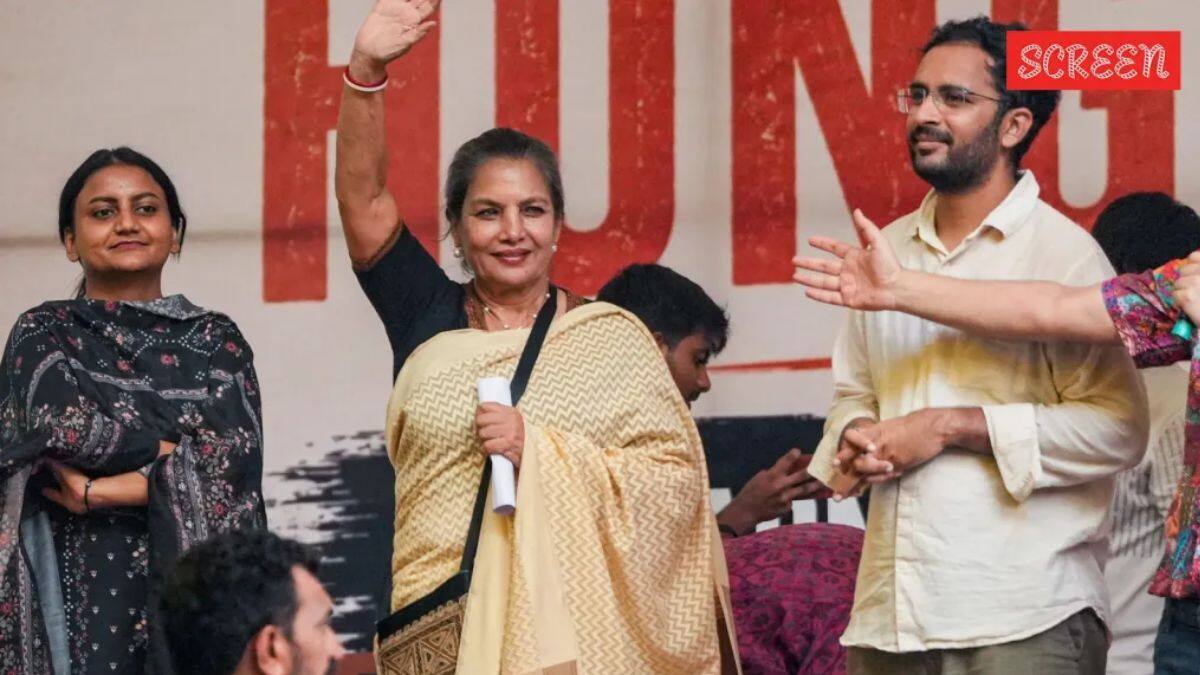 Shabana Azmi tests positive for H1N1 after Jantar Mantar protest