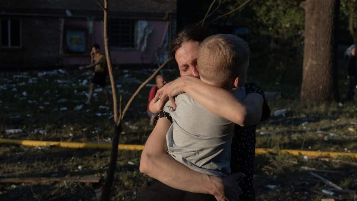 Russia, Ukraine exchange deadly strikes after devastating Kyiv assault