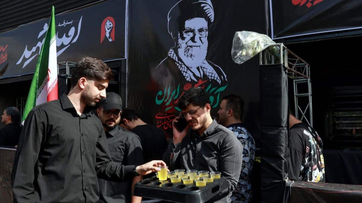 Iran prepares thousands of graves as Khamenei funeral fuels fears of mass casualties: Report