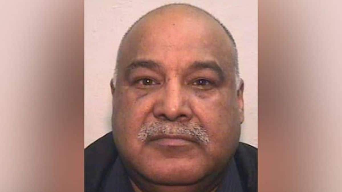 What are Pakistan's demands for taking back Rochdale child rapist Shabir Ahmed from the UK?