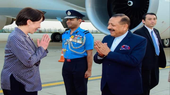 Japanese PM Takaichi arrives in India to participate in 16th India-Japan Annual Summit Japanese PM Takaichi arrives in India to participate in 16th India-Japan Annual Summit