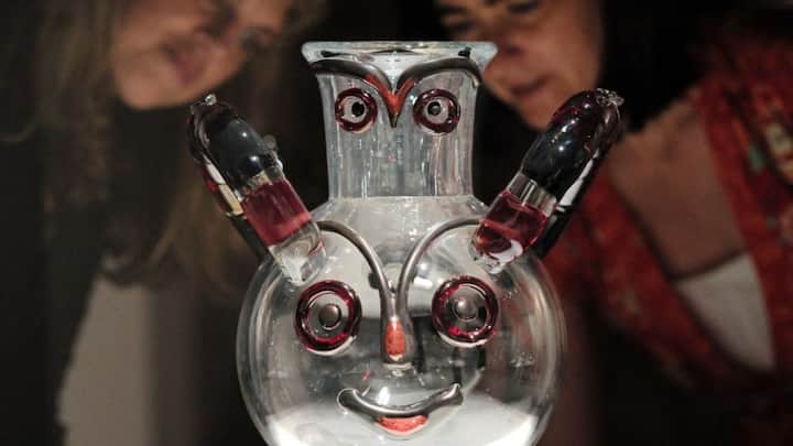 Globe at a glance: From the Lalique Museum heist to Neymar's retirement Globe at a glance: From the Lalique Museum heist to Neymar's retirement